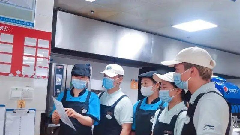 食品OEM代加工：揭秘其背后的操作流程与关键环节