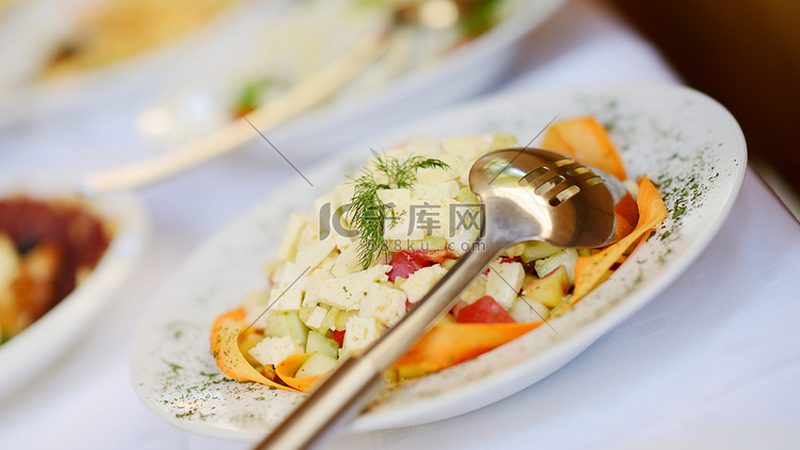 家庭烘焙，从这5种必备原料开始